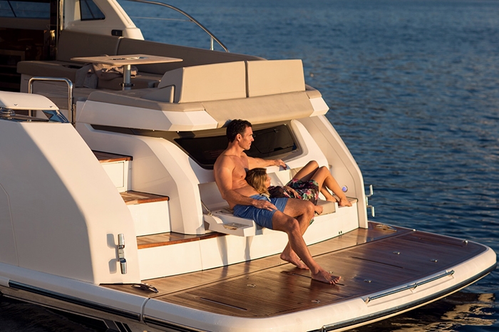 gafencu_new_luxury_motor_yacht_release_2021_fairline_Squadron-53 (3) Image