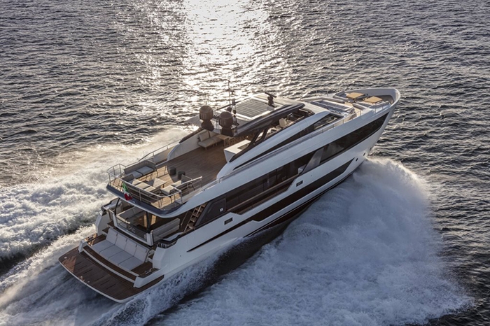 gafencu_new_luxury_motor_yacht_release_2021_ferreti_ty-1000 (2) Image
